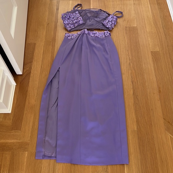 Two-piece mermaid dress with string back. Size 4 - Picture 3 of 6